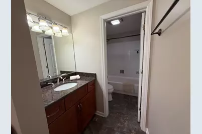 5400 Walnut Avenue #803, Downers Grove, IL 60515 - Photo 9