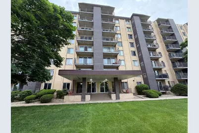 5400 Walnut Avenue #803, Downers Grove, IL 60515 - Photo 1