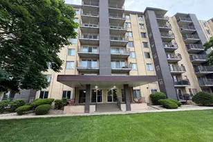 5400 Walnut Ave, Downers Grove, IL 60515 - Photo 1