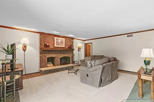 4269 Harper Ave, Gurnee, IL 60031 - Photo 7