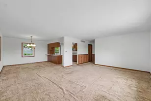 104 Choctaw Trail, Loda, IL 60948 - Photo 7