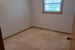 5517 W 83rd Pl W, Burbank, IL 60459 - Photo 17