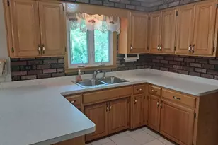 5517 W 83rd Pl W, Burbank, IL 60459 - Photo 9