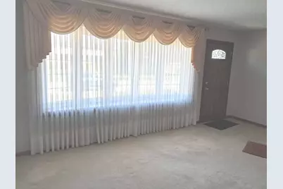 5517 W 83rd Place W, Burbank, IL 60459 - Photo 7