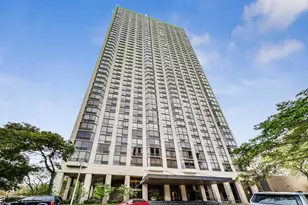 2650 N Lakeview Ave, Chicago, IL 60614 - Photo 1