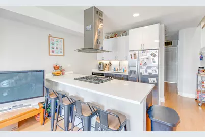 1337 W Walton Street, Chicago, IL 60642 - Photo 3