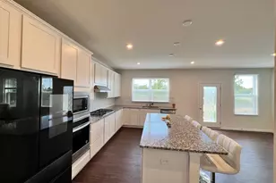 3607 Ambrosia Dr, Naperville, IL 60564 - Photo 3