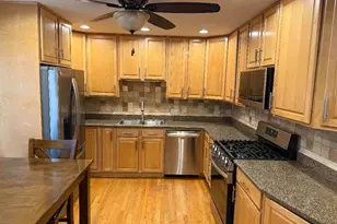 639 N Kaspar Ave, Arlington Heights, IL 60004 - Photo 9