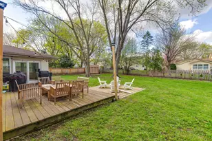 918 Bedford Ln, Libertyville, IL 60048 - Photo 27
