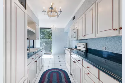 1420 Sheridan Road #3B, Wilmette, IL 60091 - Photo 9