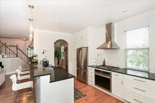 768 W Saint Johns Pl, Addison, IL 60101 - Photo 17