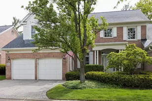 2533 E Chesapeake Pl, Westchester, IL 60154 - Photo 1