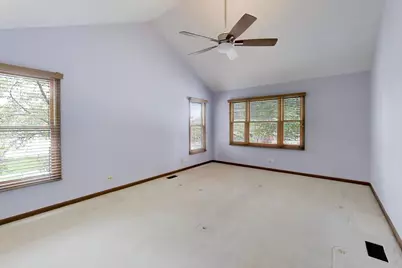 825 W Dorset Avenue, Palatine, IL 60067 - Photo 13