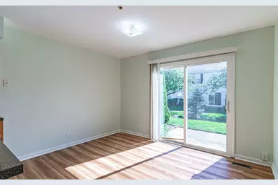 1230 Orleans Drive, Mundelein, IL 60060 - Photo 9