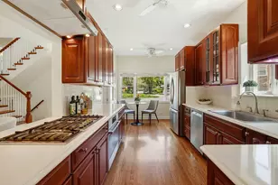 2740 Lincoln Ln, Wilmette, IL 60091 - Photo 15