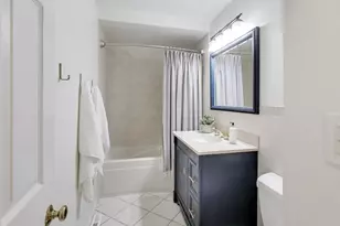 528 Cumnor Ct, Deerfield, IL 60015 - Photo 23