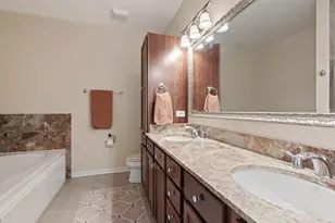 529 Chicago Ave, Evanston, IL 60202 - Photo 15