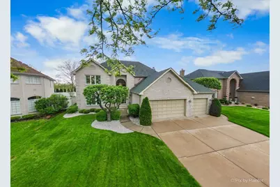 958 W Stonehedge Drive, Addison, IL 60101 - Photo 1
