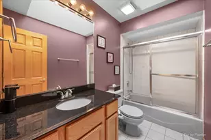 958 W Stonehedge Dr, Addison, IL 60101 - Photo 35