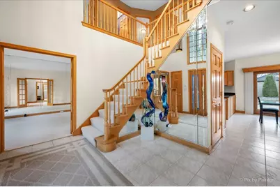958 W Stonehedge Drive, Addison, IL 60101 - Photo 9
