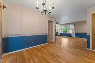 1606 Dobbins Dr, Champaign, IL 61821 - Photo 9