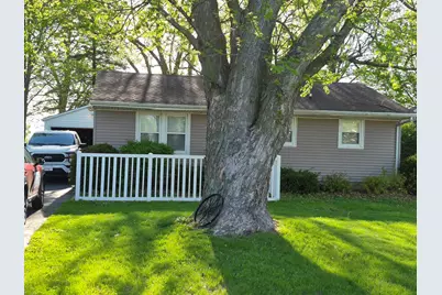 203 S Yates Street, Alpha, IL 61413 - Photo 1