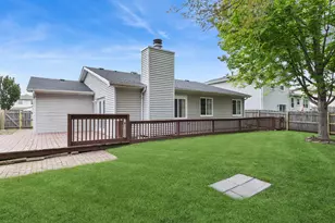 141 Pebble Creek Trail, Carol Stream, IL 60188 - Photo 19