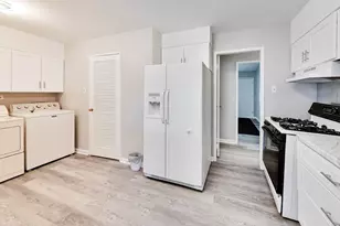 1455 Burnham Ave, Calumet City, IL 60409 - Photo 9