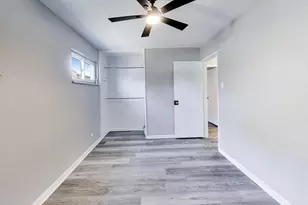 1455 Burnham Ave, Calumet City, IL 60409 - Photo 17