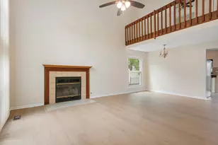 1424 Farrington Ln, Aurora, IL 60504 - Photo 5