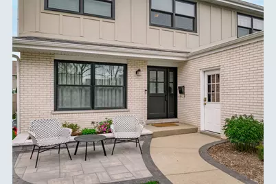 774 S Euclid Avenue, Elmhurst, IL 60126 - Photo 3