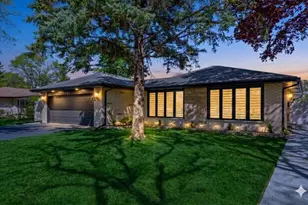 1535 Marshall Dr, Des Plaines, IL 60018 - Photo 1