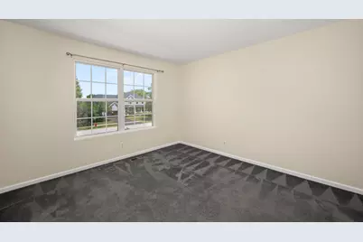 318 Chautauqua Lane, Sycamore, IL 60178 - Photo 23