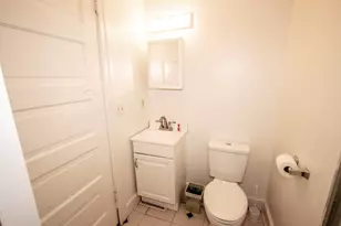 1027 Grant Ave, Rockford, IL 61103 - Photo 25
