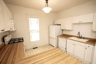 1027 Grant Ave, Rockford, IL 61103 - Photo 11