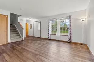 819 Casey Ln, Harvard, IL 60033 - Photo 5