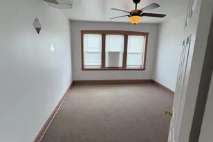 7402 S Racine Ave, Chicago, IL 60636 - Photo 5