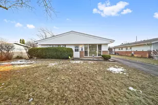 113 Berry St, Park Forest, IL 60466 - Photo 1
