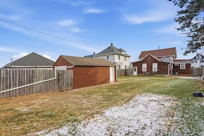 411 39th Street, Moline, IL 51265 - Photo 15
