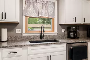 1408 Lilac Ln, Machesney Park, IL 61115 - Photo 13