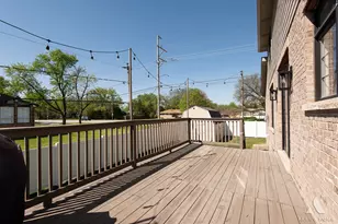 1139 James Peter Ct, Darien, IL 60561 - Photo 33