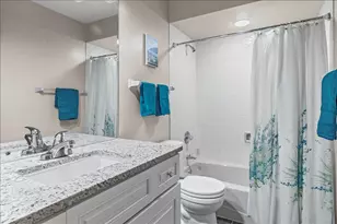 44 Kings Ct, Westchester, IL 60154 - Photo 15