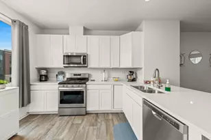 1294 Catalina Ct., Schaumburg, IL 60173 - Photo 7