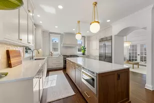 1723 Driving Park Rd, Wheaton, IL 60187 - Photo 9