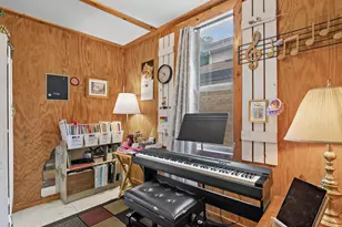 500 W 42nd St, Chicago, IL 60609 - Photo 9