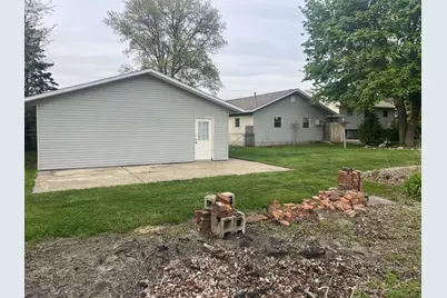 10093 Wolf Road, Geneseo, IL 61254 - Photo 3