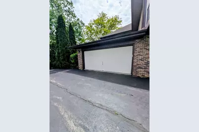 11511 Autobahn Drive E #102, Palos Park, IL 60464 - Photo 5