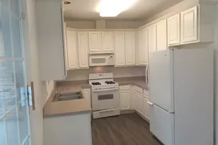 11 E Illinois Ave, Palatine, IL 60067 - Photo 7