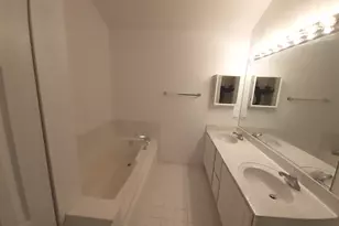 11 E Illinois Ave, Palatine, IL 60067 - Photo 23