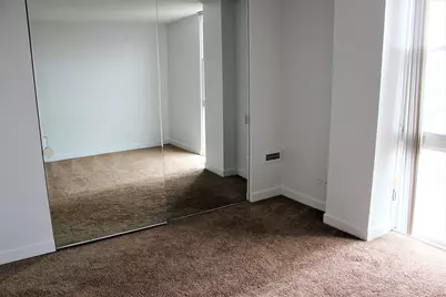 1043 S York Road #301, Bensenville, IL 60106 - Photo 7